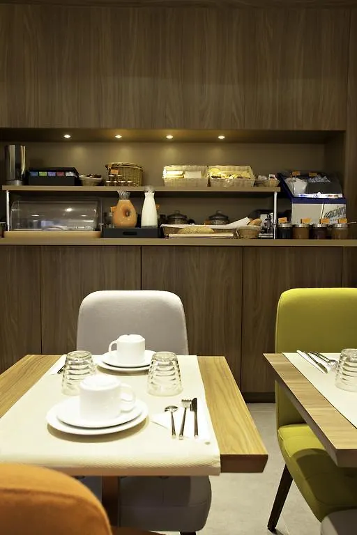 Western 61 Nation Hotel Parigi